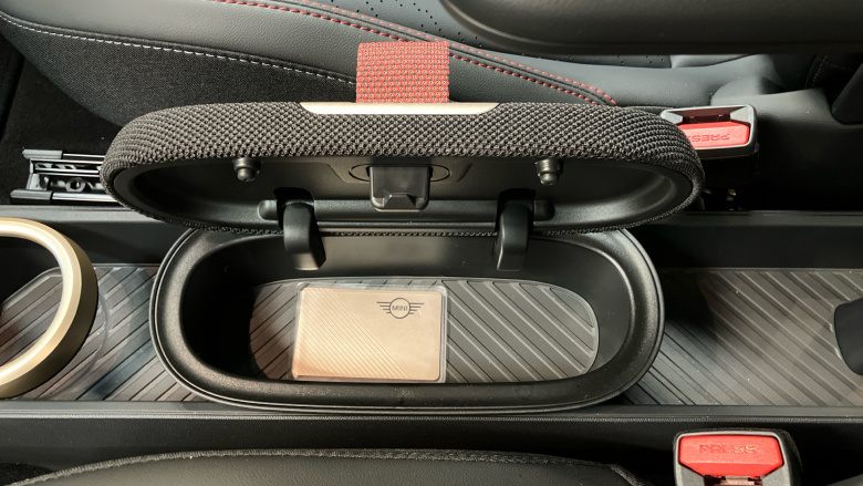 MINI Cooper 135kW E Sport [Level 2] 41kWh 3dr Auto Electric Hatchback